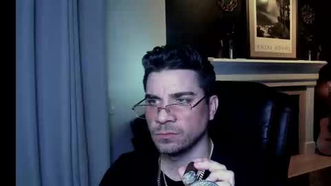 Snapshot of m4ck764561 chatting on September 19, 2025, 1:51 am m4ck online show from September 19, 2025, 1:51 am