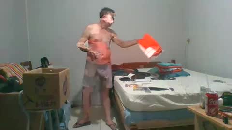 Snapshot of machoalex chatting on January 30, 2025, 10:19 am MACHOLIVRE online show from January 30, 2025, 10:19 am