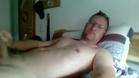 Snapshot of maddin8891 chatting on September 22, 2025, 11:45 am Maddin online show from September 22, 2025, 11:45 am