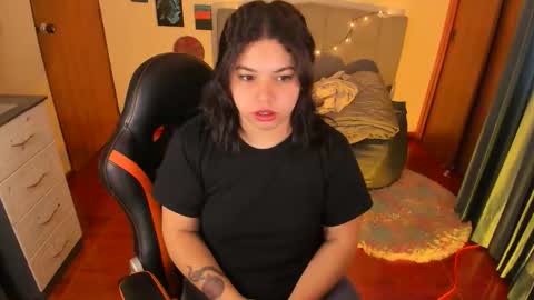 Snapshot of madelaine_taylor chatting on September 12, 2025, 11:21 am madelaine_taylor online show from September 12, 2025, 11:21 am