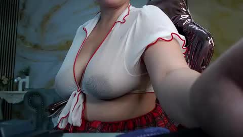 Snapshot of madison_lords_s chatting on September 24, 2025, 3:10 am madison_lords_s online show from September 24, 2025, 3:10 am