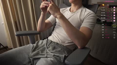 Snapshot of maestro3369 chatting on December 28, 2024, 7:11 pm Mike XMaestro 3369 online show from December 28, 2024, 7:11 pm