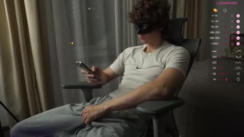 Snapshot of maestro3369 chatting on September 28, 2025, 7:30 pm Mike XMaestro 3369 online show from September 28, 2025, 7:30 pm