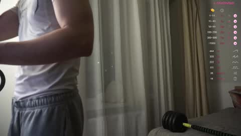 Snapshot of maestro3369 chatting on October 19, 2025, 7:36 pm Mike XMaestro 3369 online show from October 19, 2025, 7:36 pm