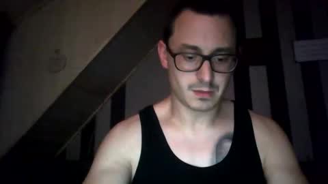 Snapshot of magfrauenfuesse chatting on October 28, 2025, 10:45 pm magfrauenfuesse online show from October 28, 2025, 10:45 pm