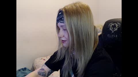 Snapshot of maggieswaggy chatting on December 7, 2024, 9:00 pm Magdalene Swaggy online show from December 7, 2024, 9:00 pm