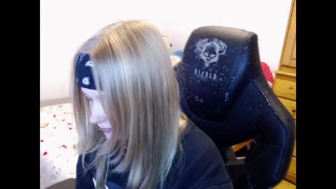 Snapshot of maggieswaggy chatting on January 12, 2025, 7:31 pm Magdalene Swaggy online show from January 12, 2025, 7:31 pm