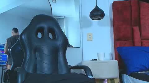 Snapshot of magic_clayton chatting on October 15, 2025, 8:53 pm Magic online show from October 15, 2025, 8:53 pm