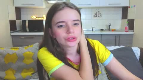 Snapshot of magical_mermaids chatting on January 18, 2025, 1:08 pm Alice online show from January 18, 2025, 1:08 pm
