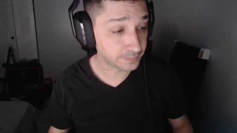 Snapshot of magicjawn chatting on January 7, 2025, 1:38 am magicjawn online show from January 7, 2025, 1:38 am