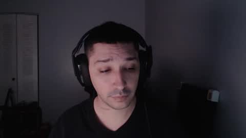 Snapshot of magicjawn chatting on January 7, 2025, 4:39 am magicjawn online show from January 7, 2025, 4:39 am