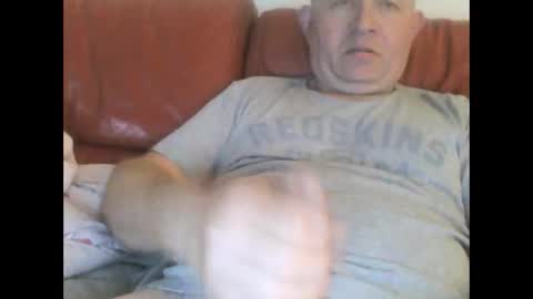 Snapshot of magicman250 chatting on September 14, 2025, 5:28 am magicman250 online show from September 14, 2025, 5:28 am