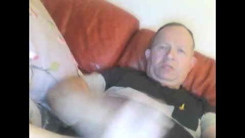 Snapshot of magicman250 chatting on October 10, 2025, 5:39 am magicman250 online show from October 10, 2025, 5:39 am