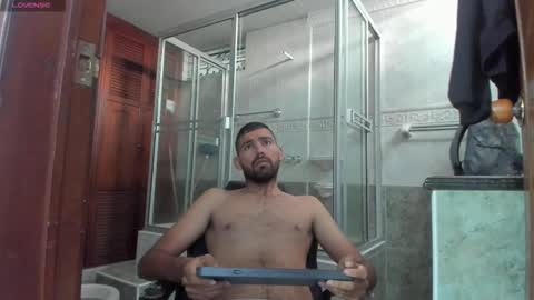 Snapshot of magnus_alejo chatting on October 3, 2025, 11:29 am Magnus Alejo online show from October 3, 2025, 11:29 am
