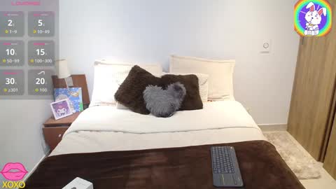 Snapshot of maiaa_evans chatting on September 15, 2025, 4:01 am    t  online show from September 15, 2025, 4:01 am