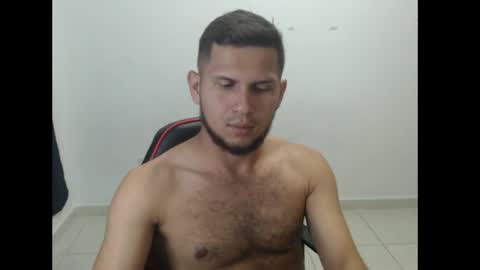 maicol online show from October 7, 2025, 10:51 pm