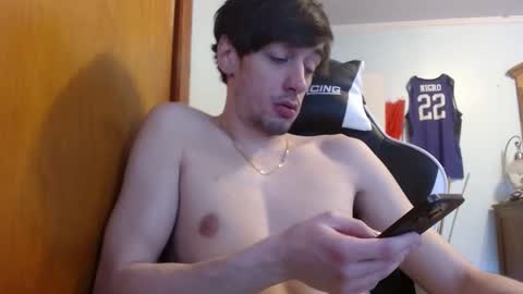 Snapshot of mainecollegeboy chatting on March 10, 2025, 9:18 pm mainecollegeboy online show from March 10, 2025, 9:18 pm