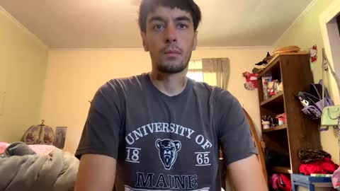 Snapshot of mainecollegeboy chatting on October 5, 2025, 4:05 pm mainecollegeboy online show from October 5, 2025, 4:05 pm
