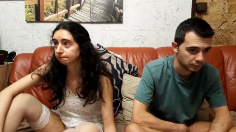 Snapshot of make_me_feel chatting on September 29, 2025, 5:18 pm Lena Ian online show from September 29, 2025, 5:18 pm