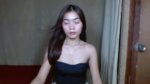 Snapshot of makeme_wettt chatting on February 11, 2025, 8:05 am makeme_wettt online show from February 11, 2025, 8:05 am