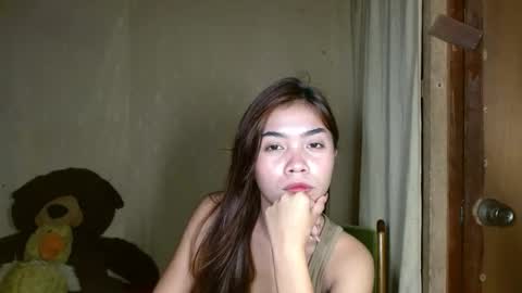 Snapshot of makeme_wettt chatting on February 25, 2025, 6:14 am makeme_wettt online show from February 25, 2025, 6:14 am