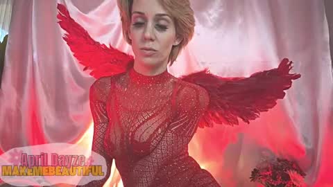 Snapshot of makemebeautiful chatting on January 21, 2025, 6:34 pm  April Dayze  makemebeautiful online show from January 21, 2025, 6:34 pm