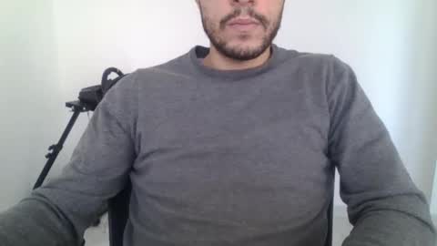 Snapshot of maleboyz chatting on January 9, 2025, 11:25 am Boybi online show from January 9, 2025, 11:25 am