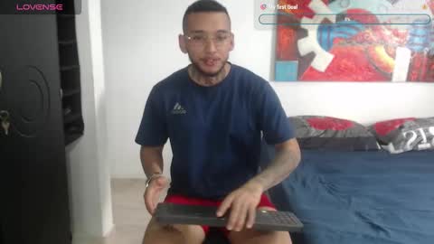 Snapshot of malikzzain chatting on October 28, 2025, 7:38 pm Zain Malik online show from October 28, 2025, 7:38 pm