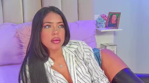 Snapshot of mami_natacha19x chatting on October 22, 2025, 1:44 pm nati online show from October 22, 2025, 1:44 pm