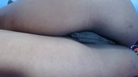 Snapshot of mamy02 chatting on February 20, 2025, 8:17 am cristal online show from February 20, 2025, 8:17 am