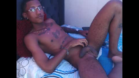 man_san11 online show from December 15, 2024, 5:20 pm