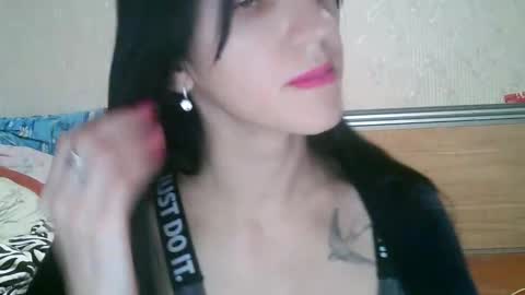 Snapshot of mandari_lukc chatting on November 14, 2025, 10:07 pm Mandari lukc online show from November 14, 2025, 10:07 pm