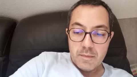 Snapshot of manu5933 chatting on October 8, 2025, 12:14 pm manu5933 online show from October 8, 2025, 12:14 pm