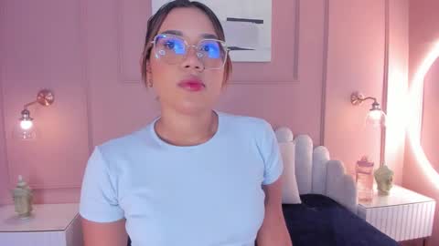 Snapshot of mara_brooks chatting on February 16, 2025, 6:10 pm Mara online show from February 16, 2025, 6:10 pm