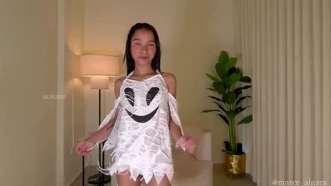 Snapshot of marce_algara chatting on October 6, 2025, 8:06 pm Marce algara online show from October 6, 2025, 8:06 pm