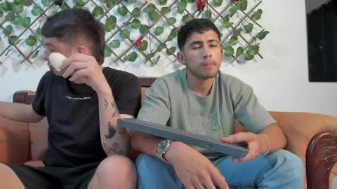 Snapshot of marcos_0212 chatting on December 27, 2024, 11:21 pm Marcos online show from December 27, 2024, 11:21 pm