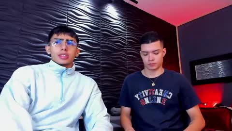 Snapshot of marcoyethan chatting on December 8, 2024, 4:14 am Marco and Ethan online show from December 8, 2024, 4:14 am