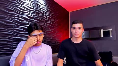 Snapshot of marcoyethan chatting on January 4, 2025, 9:32 am Marco and Ethan online show from January 4, 2025, 9:32 am