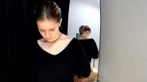 Snapshot of margaretstrein chatting on March 2, 2025, 5:01 am Alex and Jane online show from March 2, 2025, 5:01 am