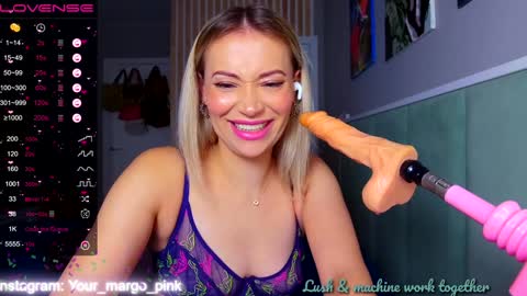 Snapshot of margohotty chatting on December 6, 2024, 5:53 am Margo for you   online show from December 6, 2024, 5:53 am