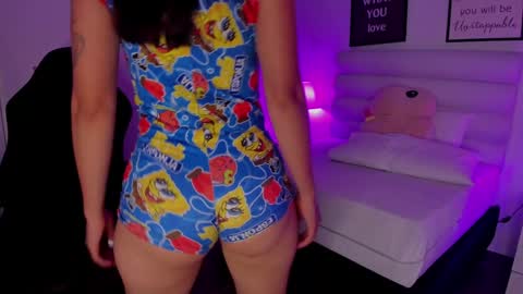 Snapshot of mari_salgado chatting on December 9, 2024, 5:52 pm mari_salgado online show from December 9, 2024, 5:52 pm