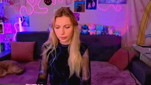 Snapshot of maria_hunt chatting on September 18, 2025, 4:58 am Maria online show from September 18, 2025, 4:58 am