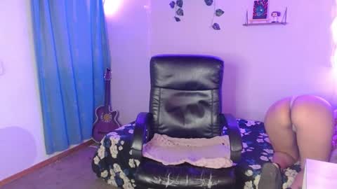 Snapshot of mariaajuana_ chatting on February 24, 2025, 2:08 am mariaajuana_ online show from February 24, 2025, 2:08 am