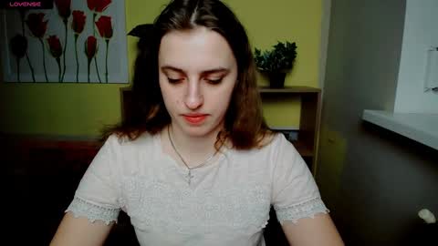 Snapshot of mariatess_ chatting on February 14, 2025, 12:14 pm Mariia online show from February 14, 2025, 12:14 pm