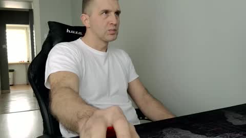 Snapshot of maribor5879 chatting on February 24, 2025, 12:37 pm maribor5879 online show from February 24, 2025, 12:37 pm