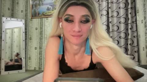 Snapshot of maridekoks chatting on February 6, 2025, 7:07 pm Mari online show from February 6, 2025, 7:07 pm