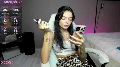 Snapshot of mariella__adams chatting on September 30, 2025, 12:54 pm Maria  online show from September 30, 2025, 12:54 pm