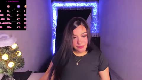 Snapshot of mariiana_hasper chatting on January 5, 2025, 12:20 am Mariana Hasper online show from January 5, 2025, 12:20 am