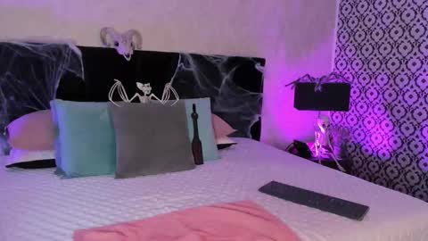 Snapshot of mariianna_lopez_ chatting on October 17, 2025, 4:20 pm Mariana online show from October 17, 2025, 4:20 pm