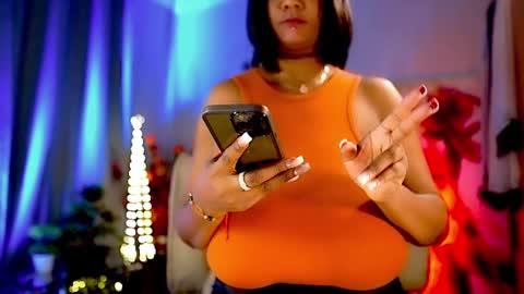 Snapshot of mariicha chatting on December 30, 2024, 7:04 am Nikita - Scroll down and read my bio please. New Pictures in Bio online show from December 30, 2024, 7:04 am